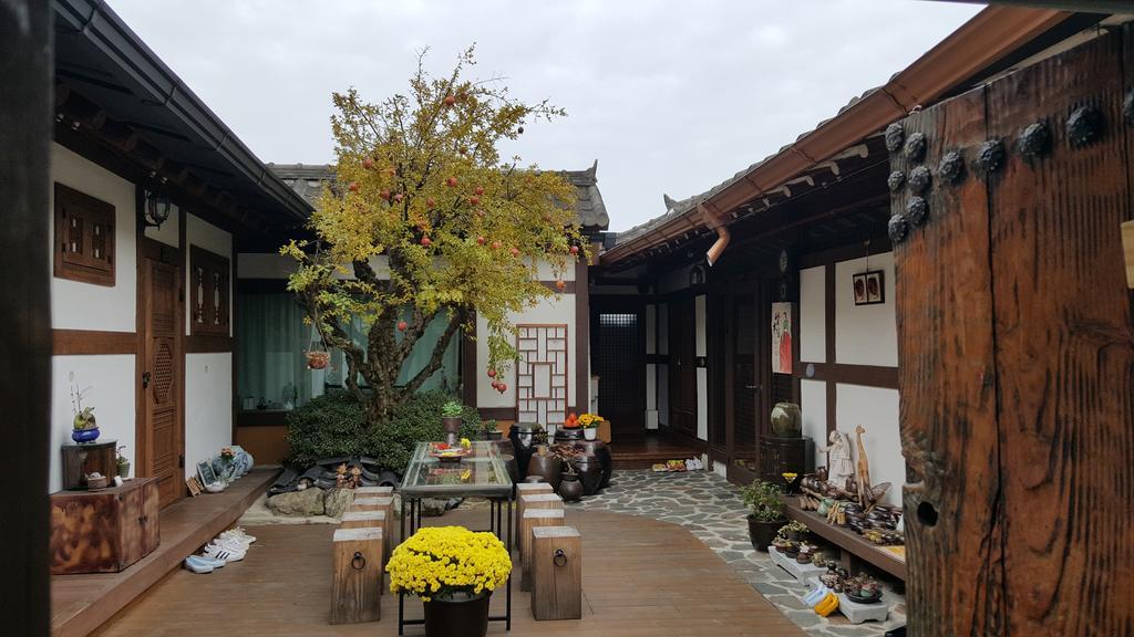 Inyeon Hanok Guesthouse Jeonju Eksteriør bilde