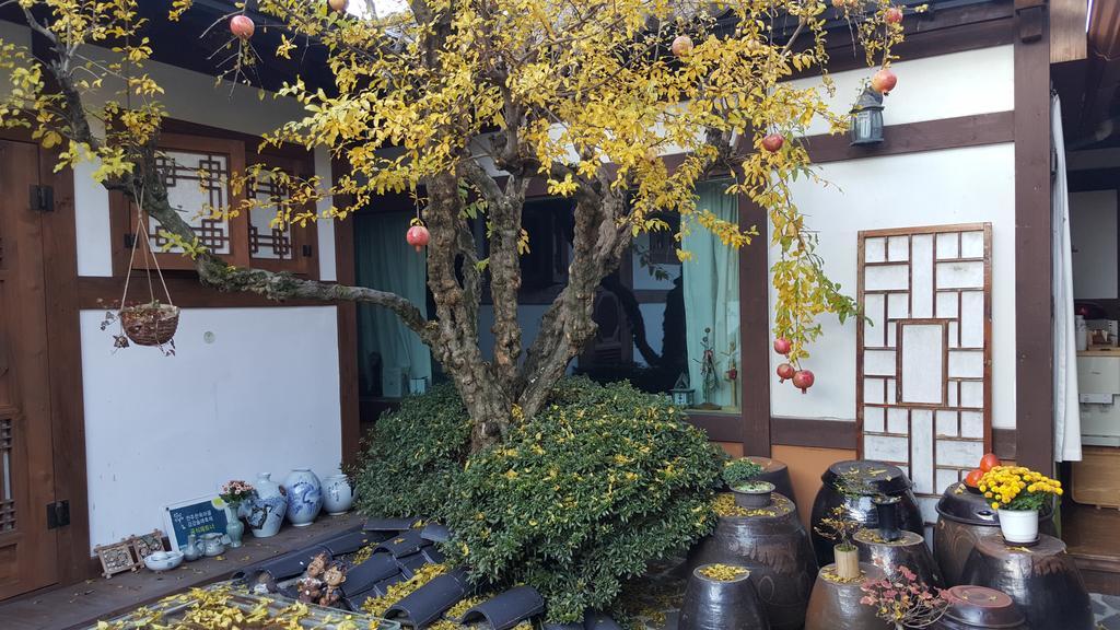 Inyeon Hanok Guesthouse Jeonju Eksteriør bilde