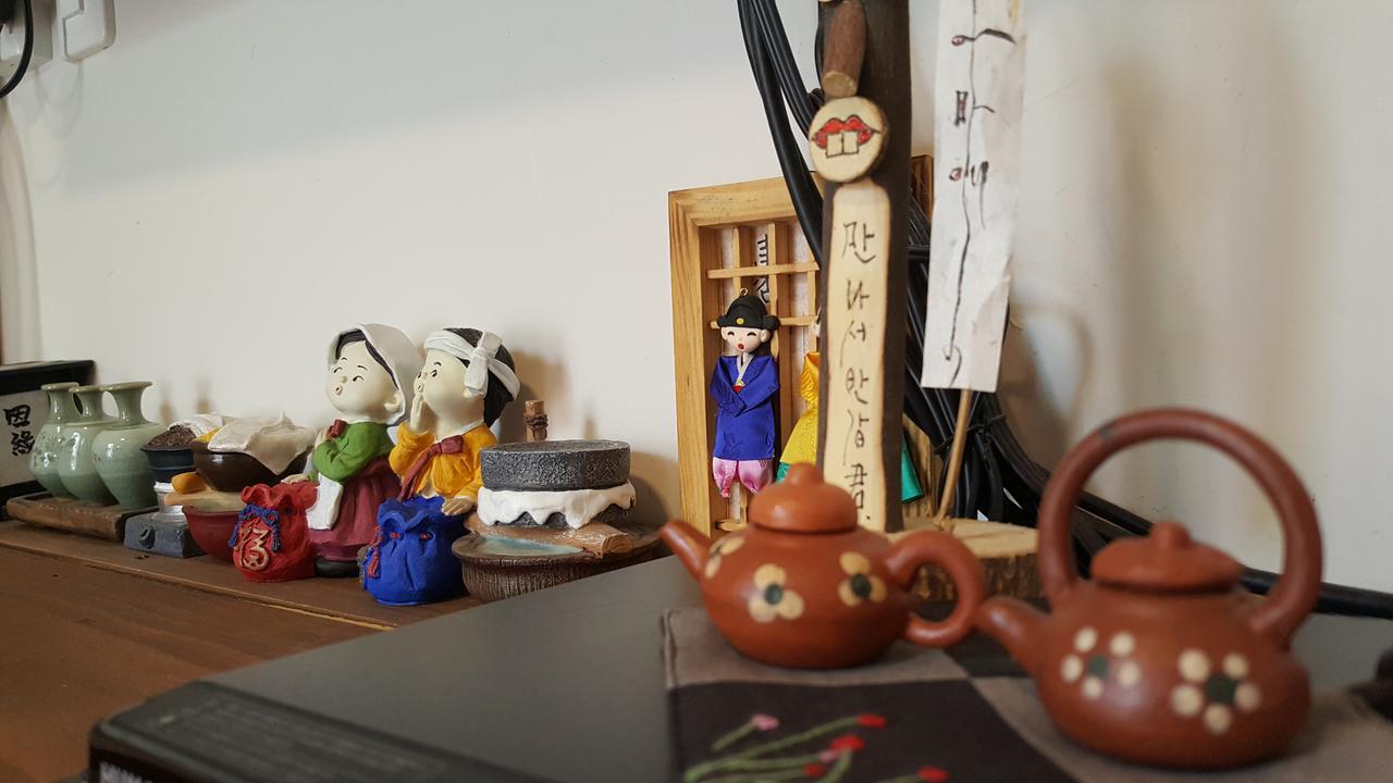 Inyeon Hanok Guesthouse Jeonju Eksteriør bilde