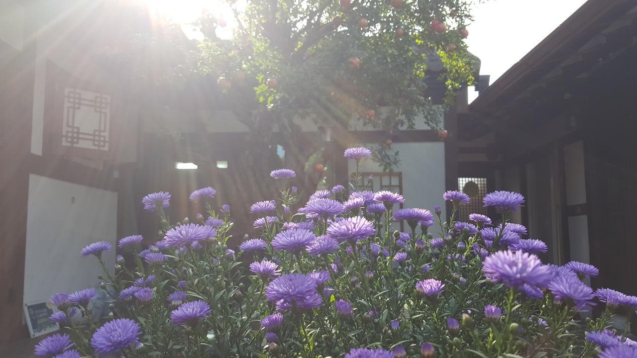 Inyeon Hanok Guesthouse Jeonju Eksteriør bilde