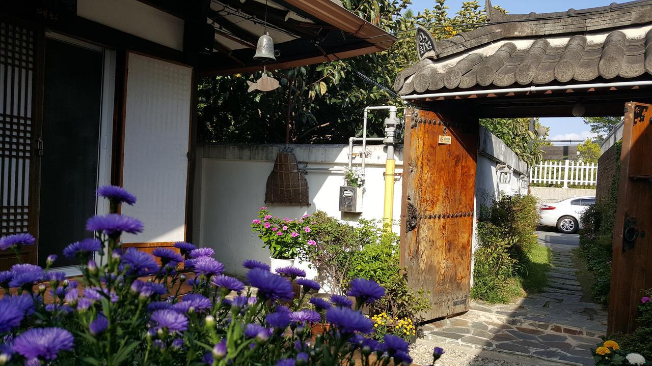 Inyeon Hanok Guesthouse Jeonju Eksteriør bilde